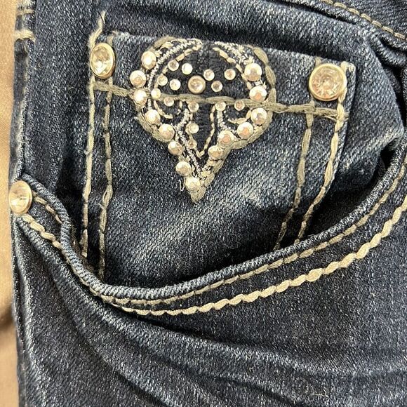 Premier by route 21 in stone and stud adorned jeans - Picture 3 of 12